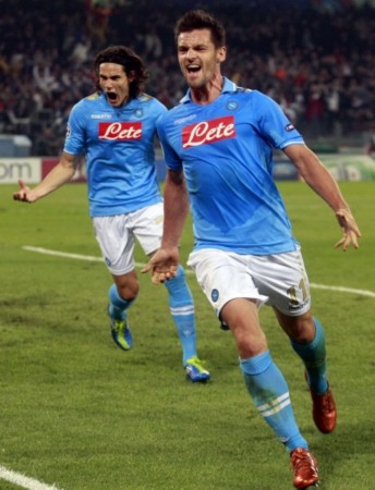 在他卓越的 在他卓越的